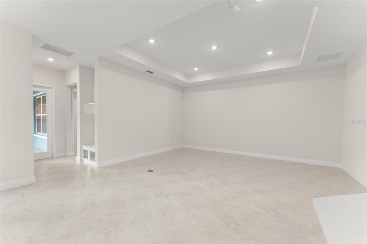 13550 MCMILLAN DRIVE — photo 30 of 60