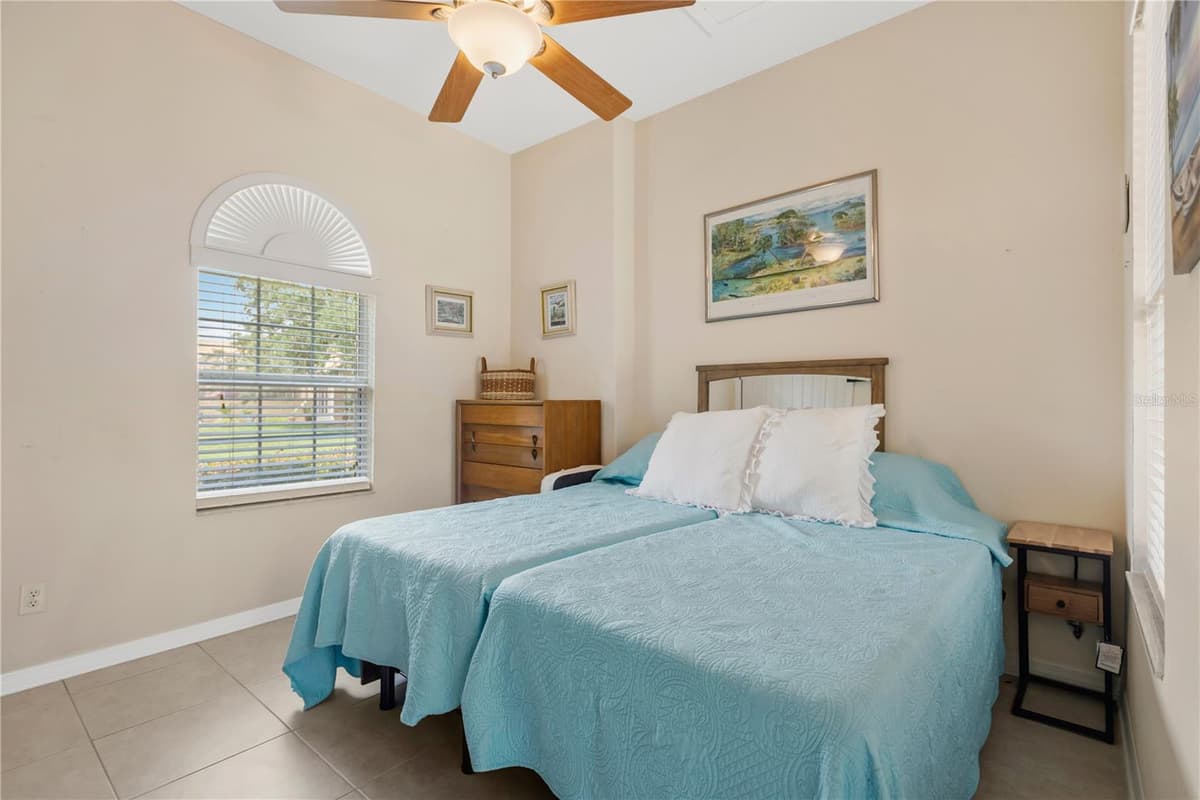 1034 SKYVIEW LANDINGS DRIVE — photo 32 of 52