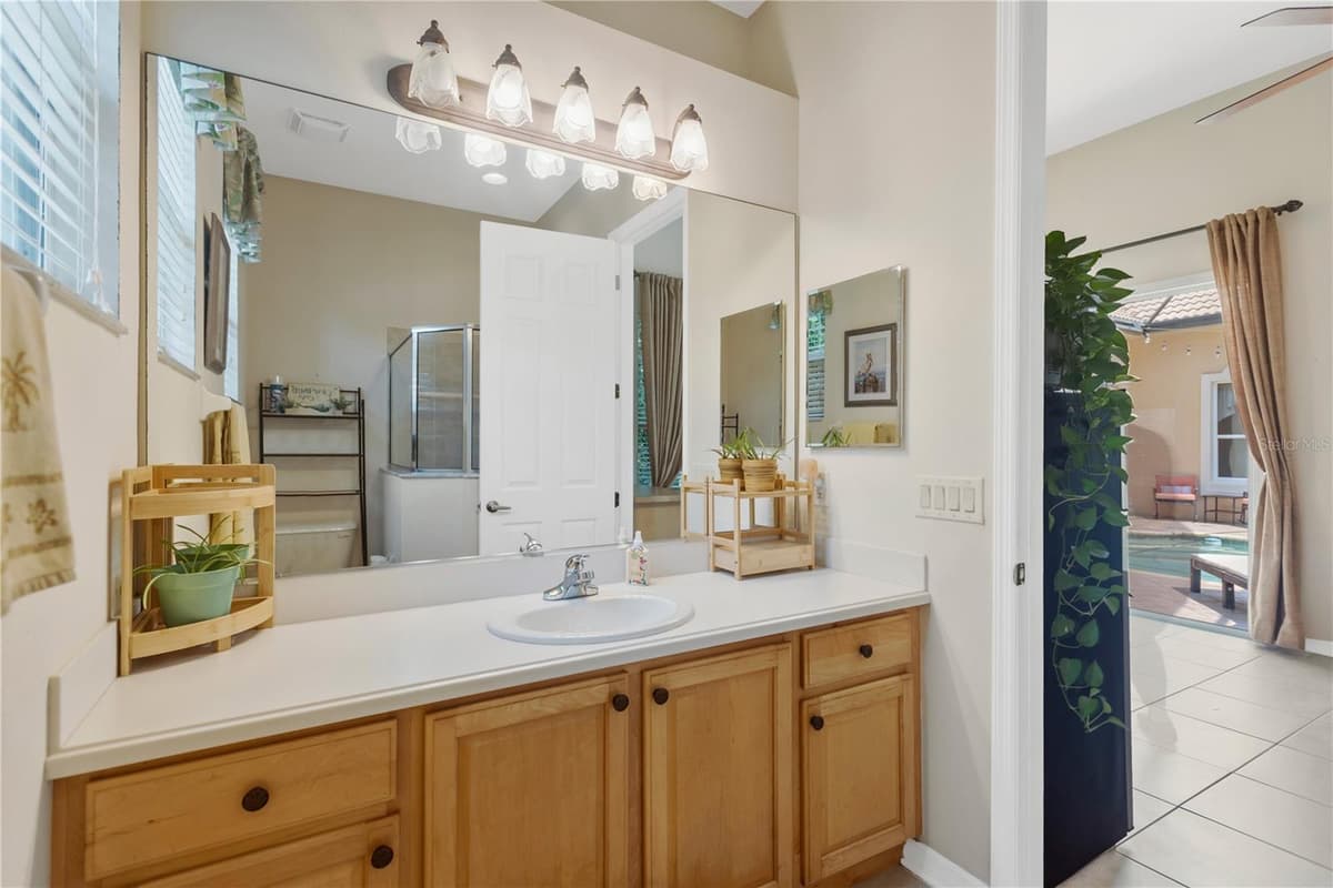 1034 SKYVIEW LANDINGS DRIVE — photo 34 of 52