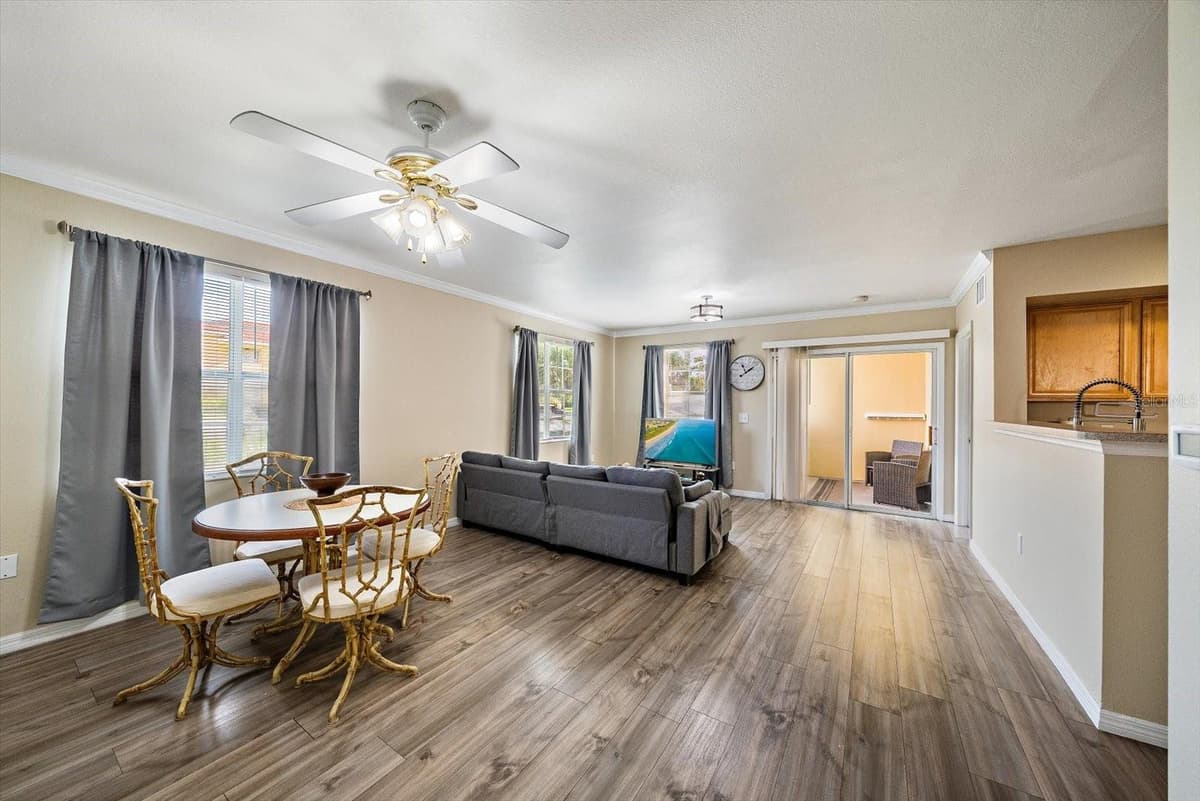 1010 VILLAGIO CIRCLE — photo 3 of 25