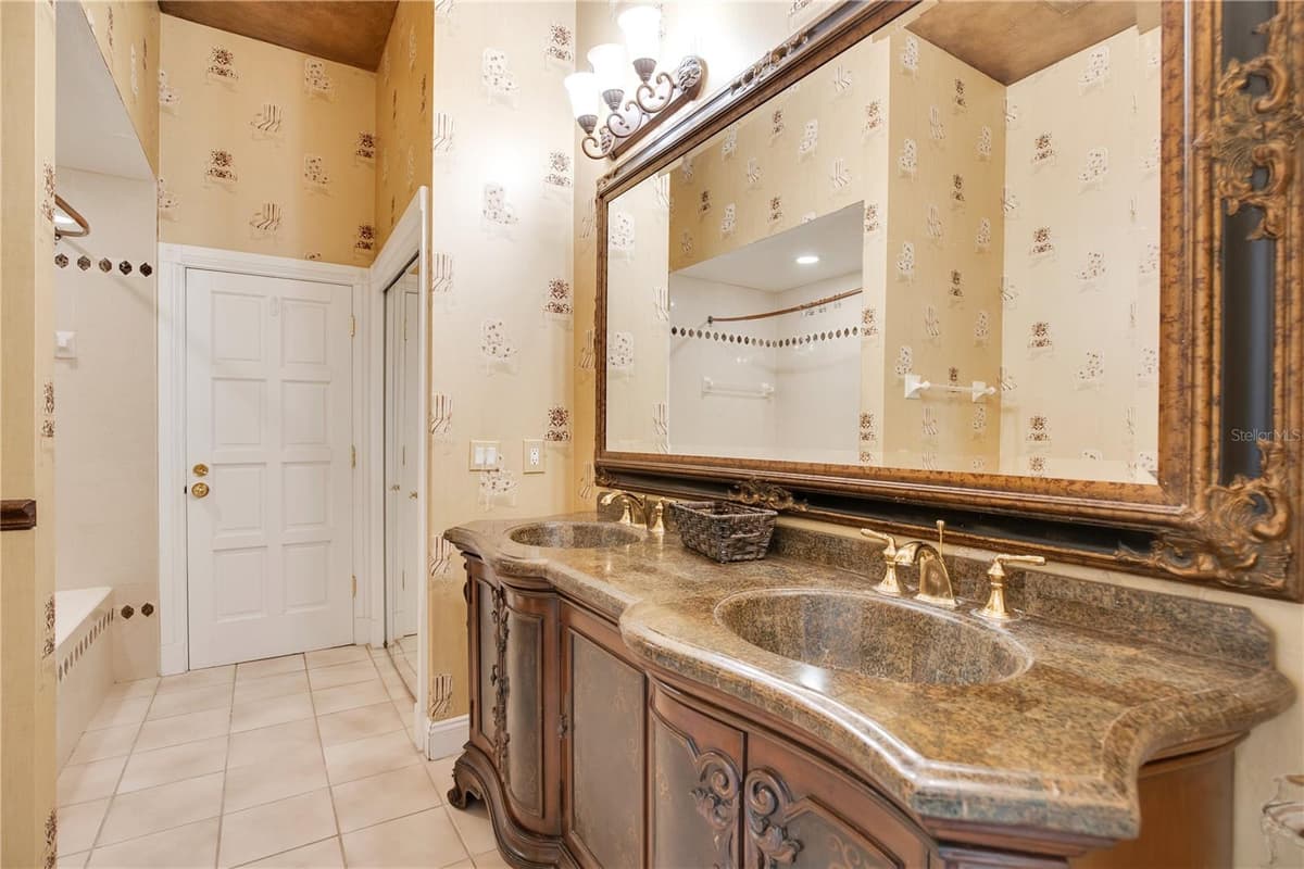 5524 WORSHAM COURT — photo 40 of 81