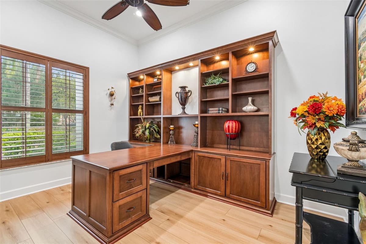 21105 LAKE VIENNA DRIVE — photo 13 of 100