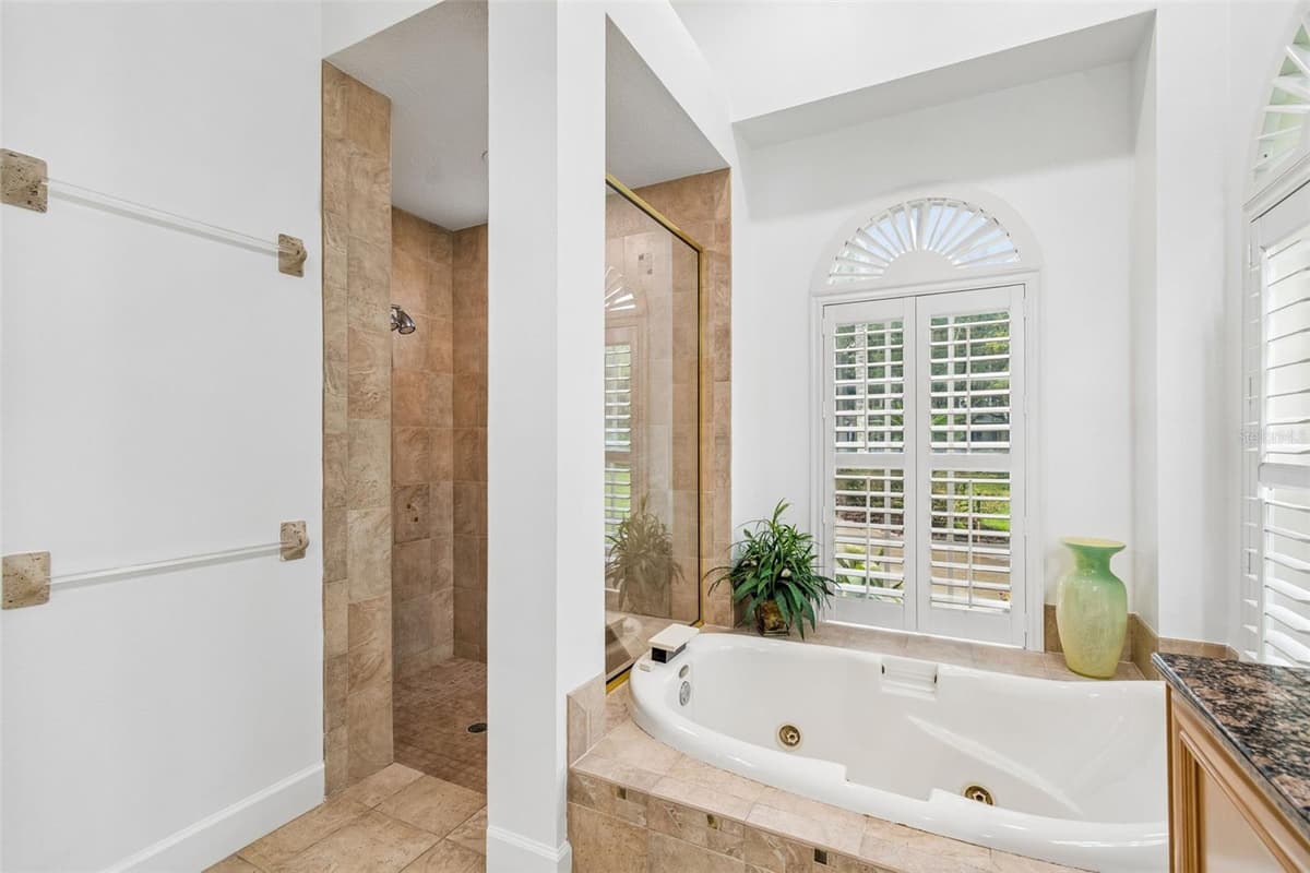 21105 LAKE VIENNA DRIVE — photo 44 of 100