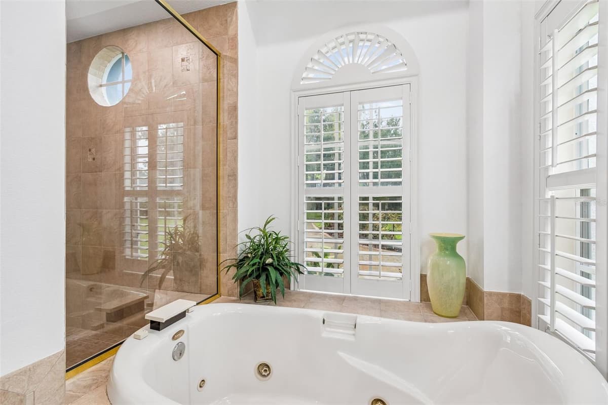 21105 LAKE VIENNA DRIVE — photo 45 of 100