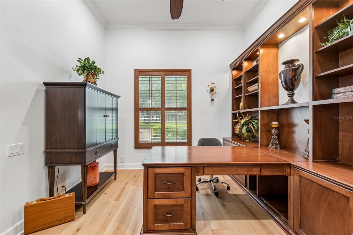 21105 LAKE VIENNA DRIVE — photo 14 of 100