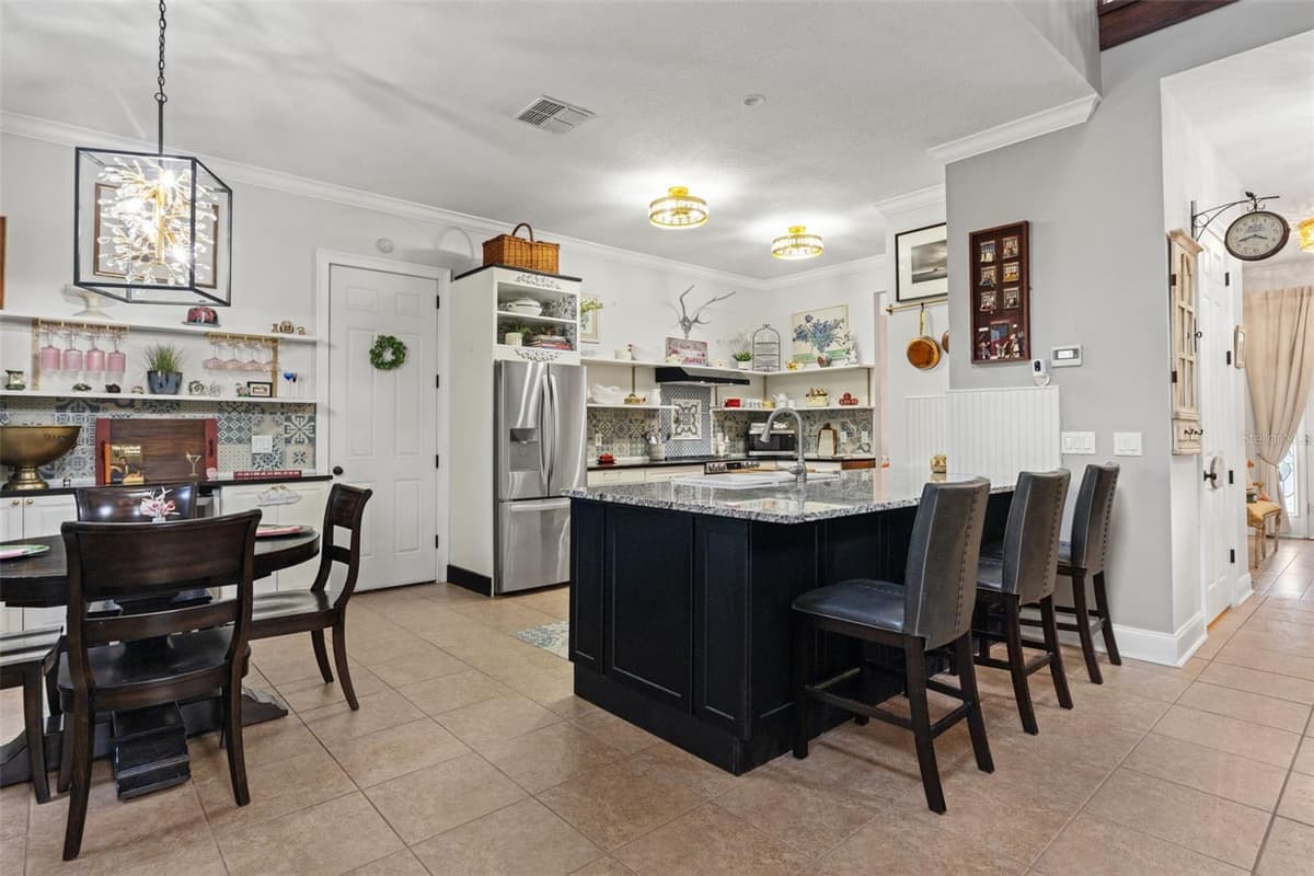 14050 GRANDEUR WAY — photo 10 of 63