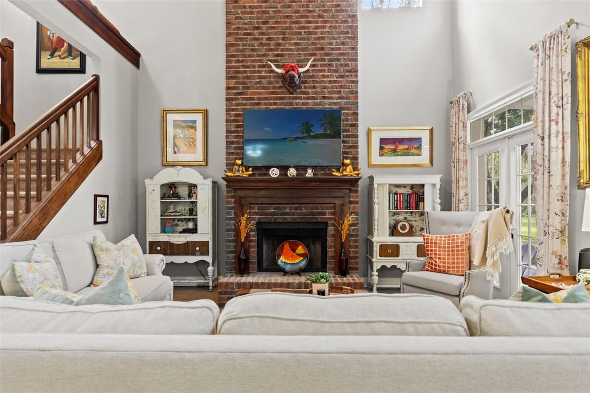14050 GRANDEUR WAY — photo 14 of 63