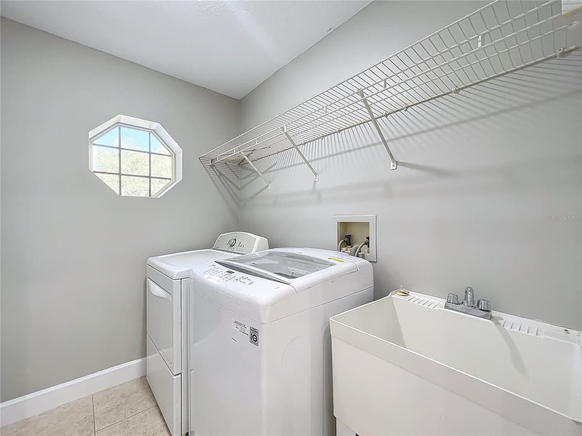 790 SILHOUETTE COURT — photo 46 of 60