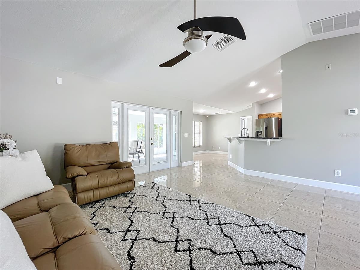 790 SILHOUETTE COURT — photo 19 of 60