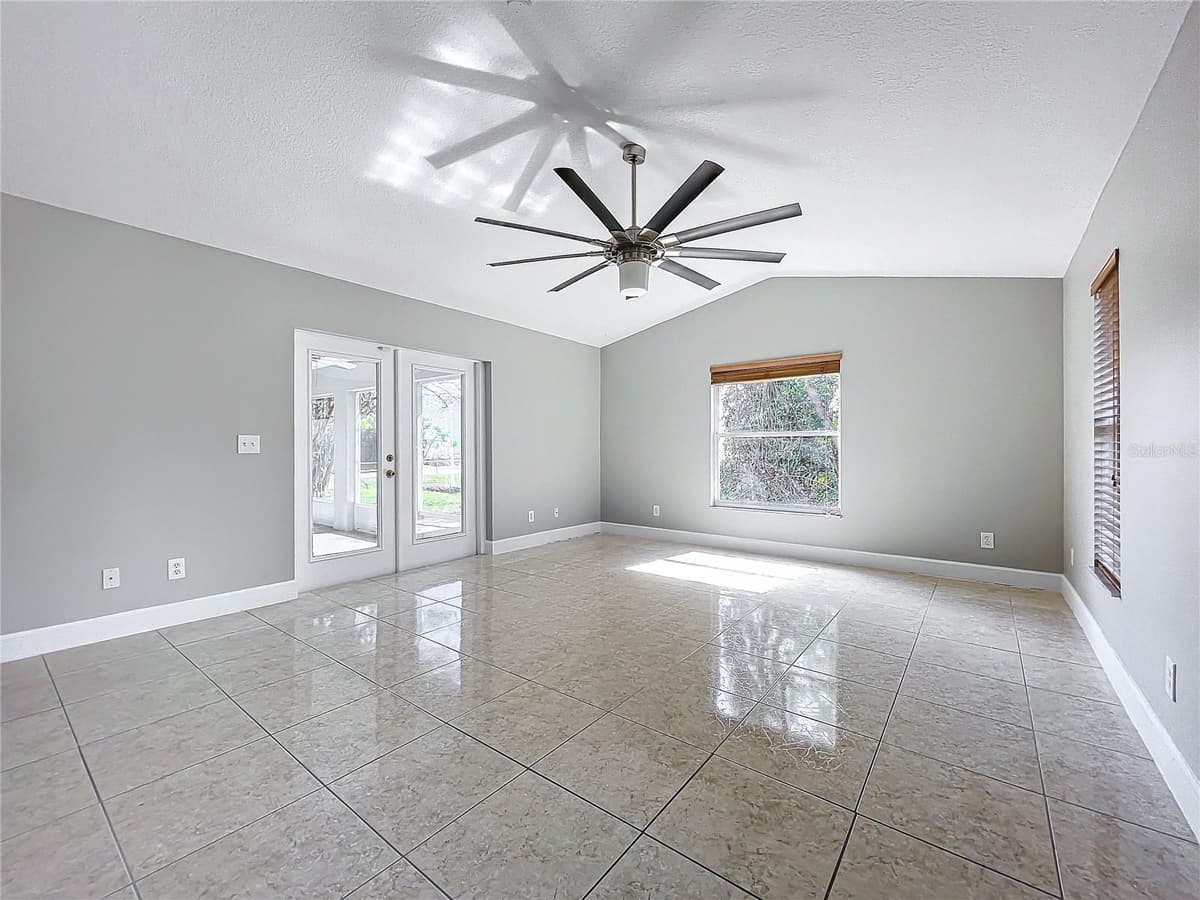 790 SILHOUETTE COURT — photo 25 of 60