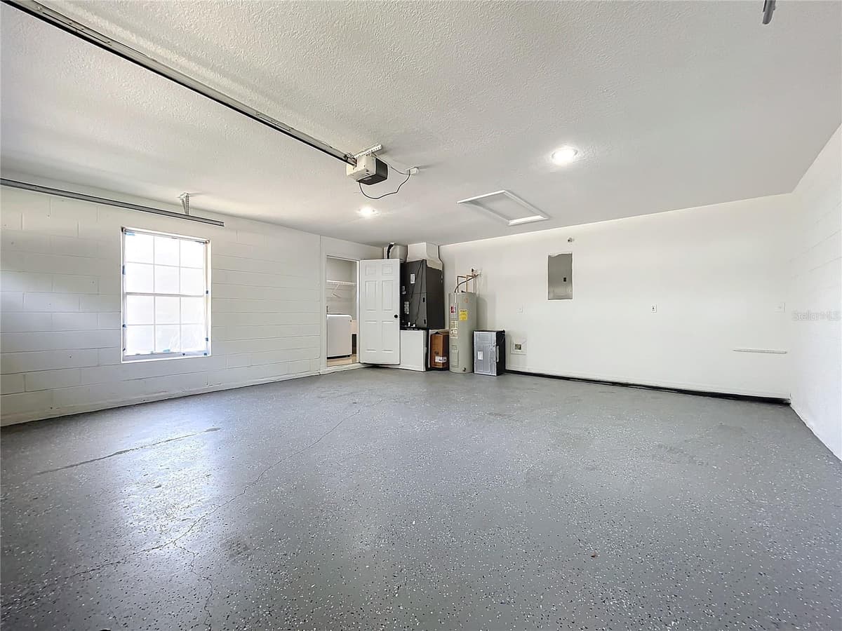 790 SILHOUETTE COURT — photo 48 of 60