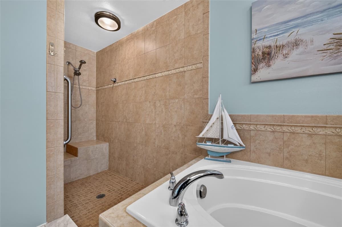3385 TESORO CIRCLE — photo 24 of 47