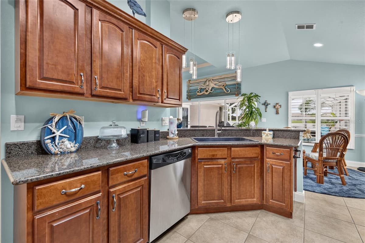 3385 TESORO CIRCLE — photo 17 of 47