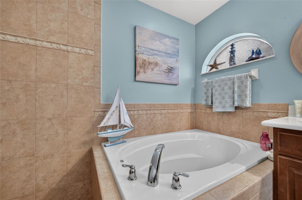 3385 TESORO CIRCLE — photo 23 of 47