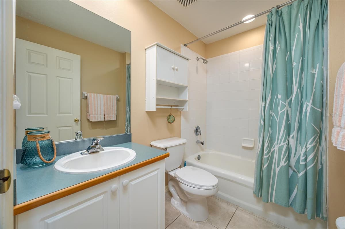 5667 WATER OAK LANE — photo 20 of 28