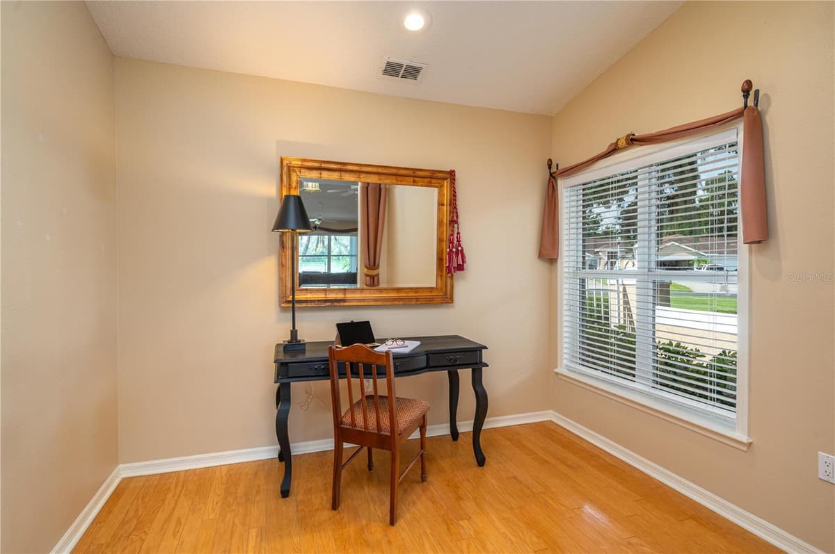 5667 WATER OAK LANE — photo 10 of 28