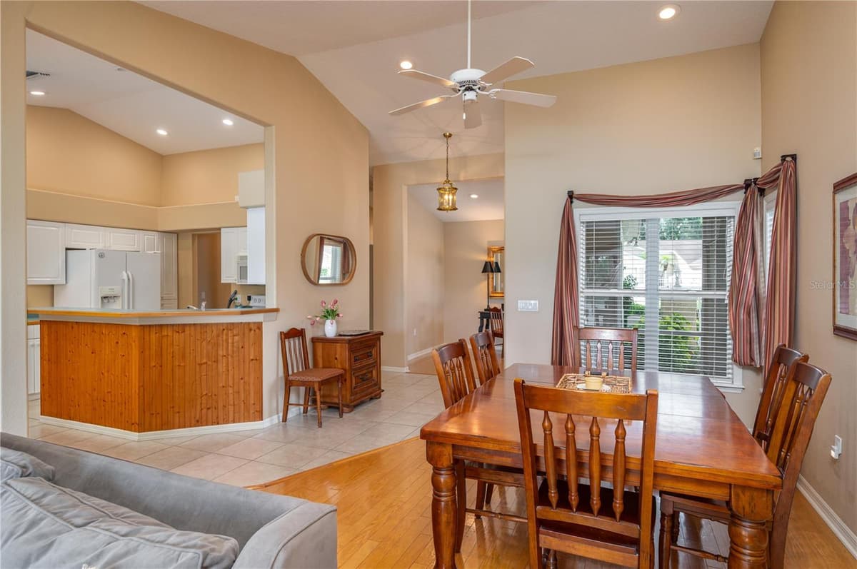5667 WATER OAK LANE — photo 6 of 28