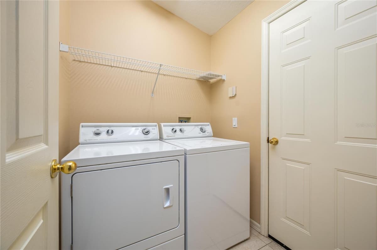 5667 WATER OAK LANE — photo 21 of 28