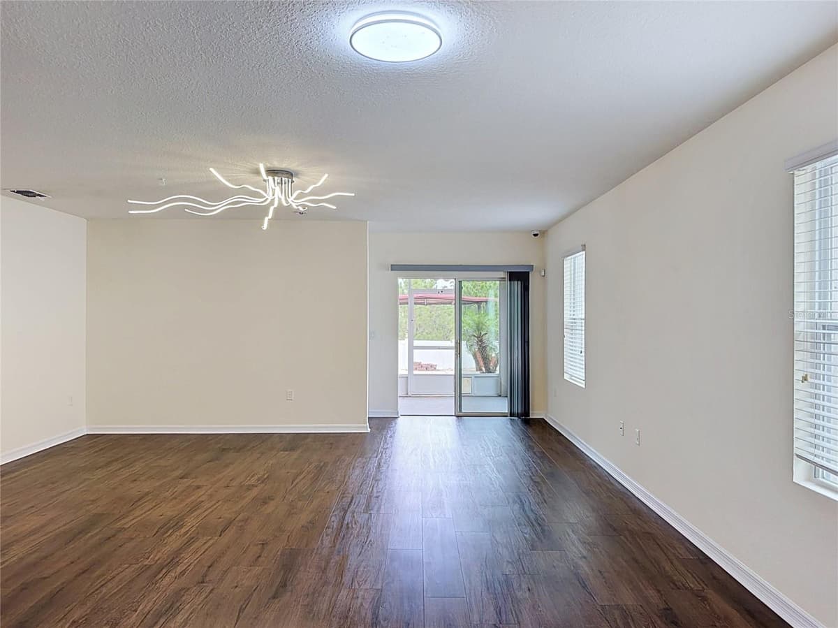 237 NOVA DRIVE — photo 4 of 13