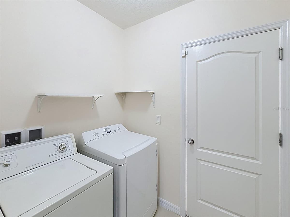 237 NOVA DRIVE — photo 12 of 13