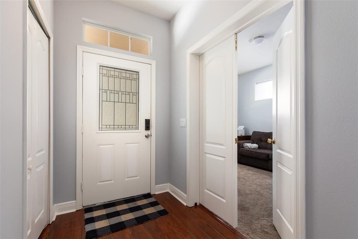 5421 GEMGOLD COURT — photo 3 of 35