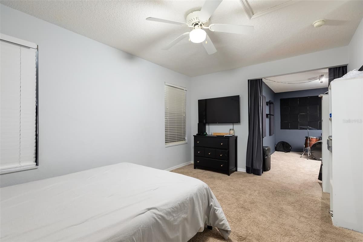 5421 GEMGOLD COURT — photo 26 of 35