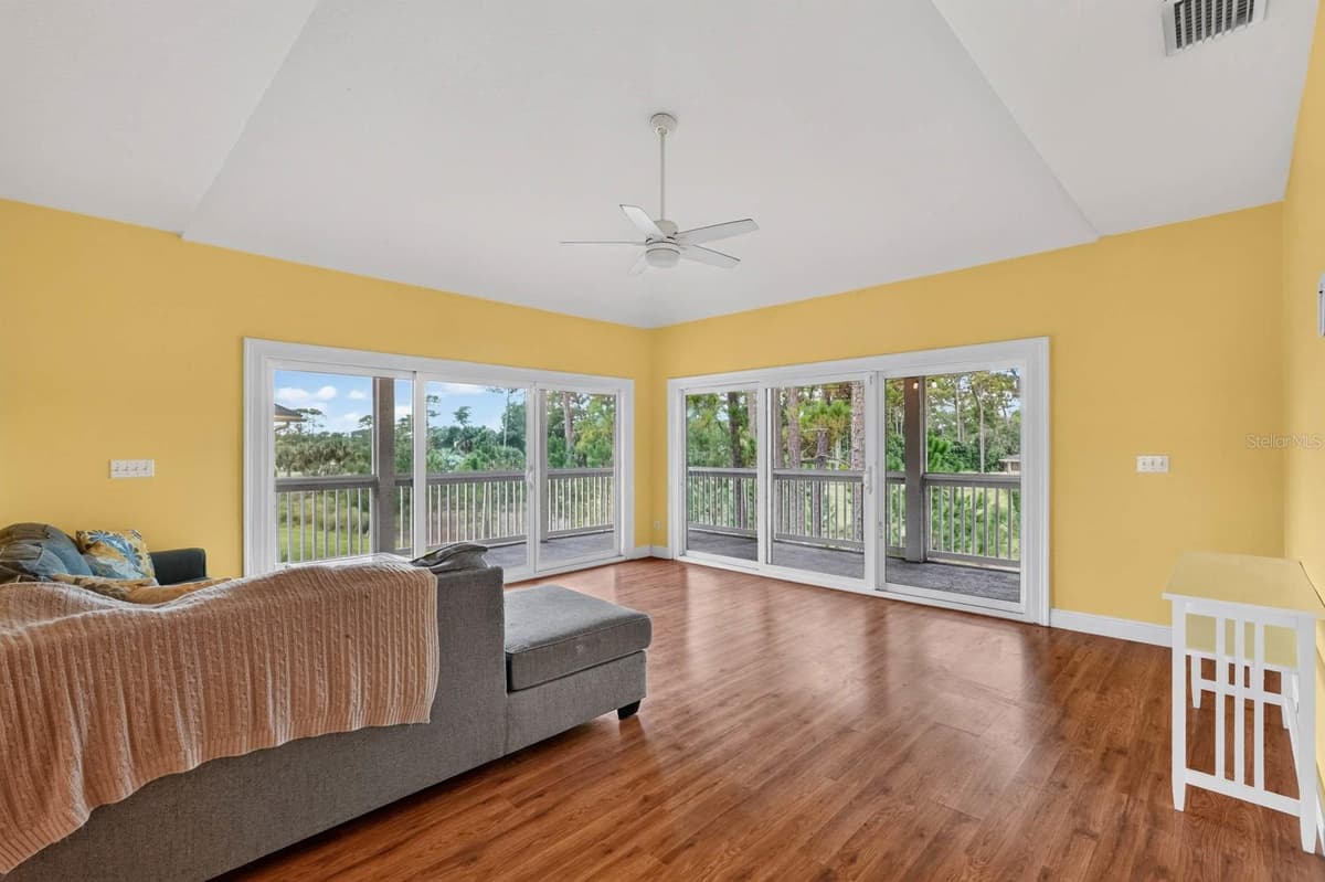 31 MAGNOLIA DRIVE — photo 12 of 43