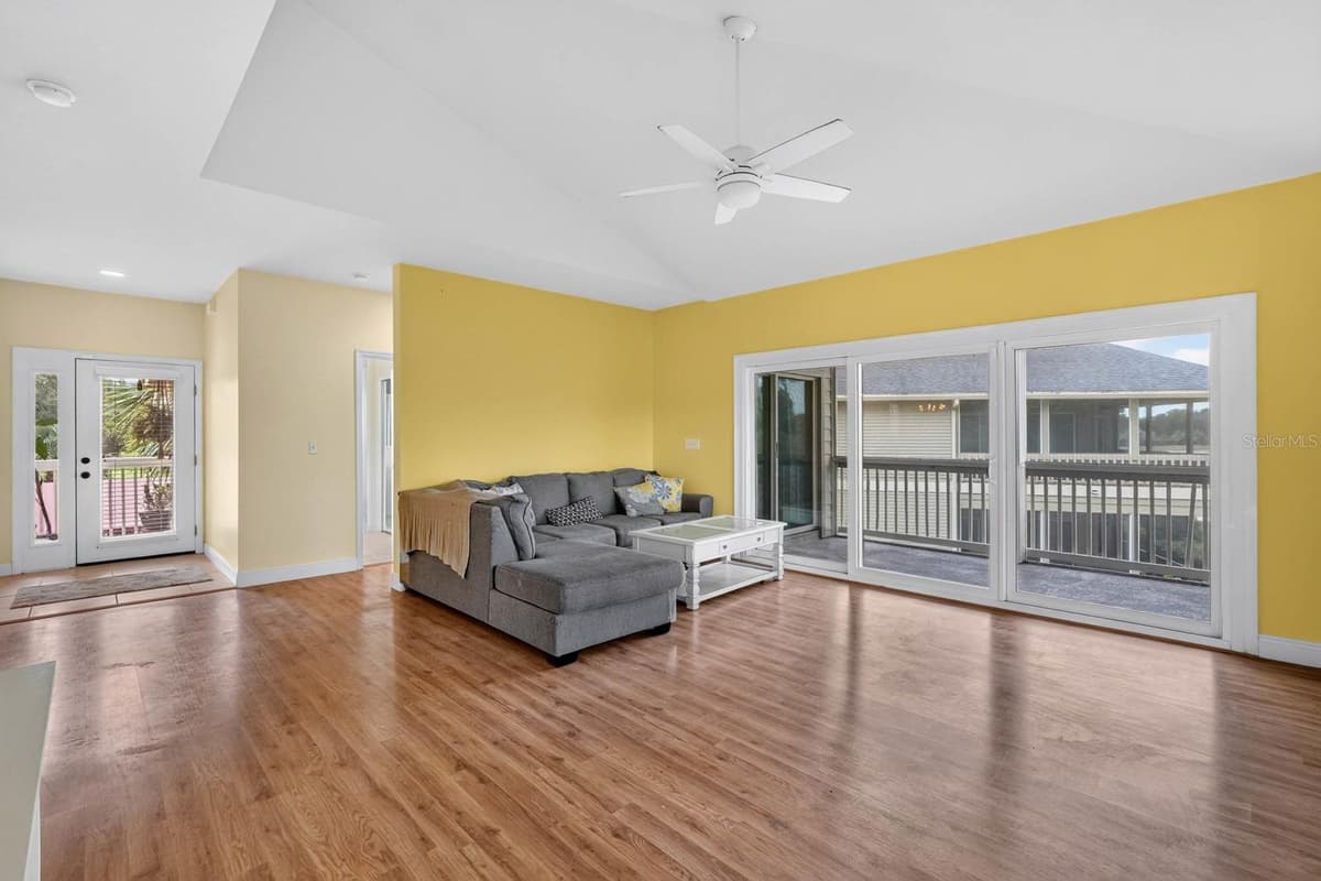31 MAGNOLIA DRIVE — photo 13 of 43