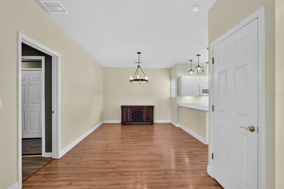 31 MAGNOLIA DRIVE — photo 20 of 43