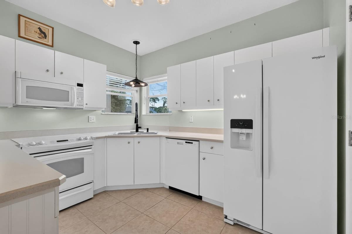 31 MAGNOLIA DRIVE — photo 16 of 43