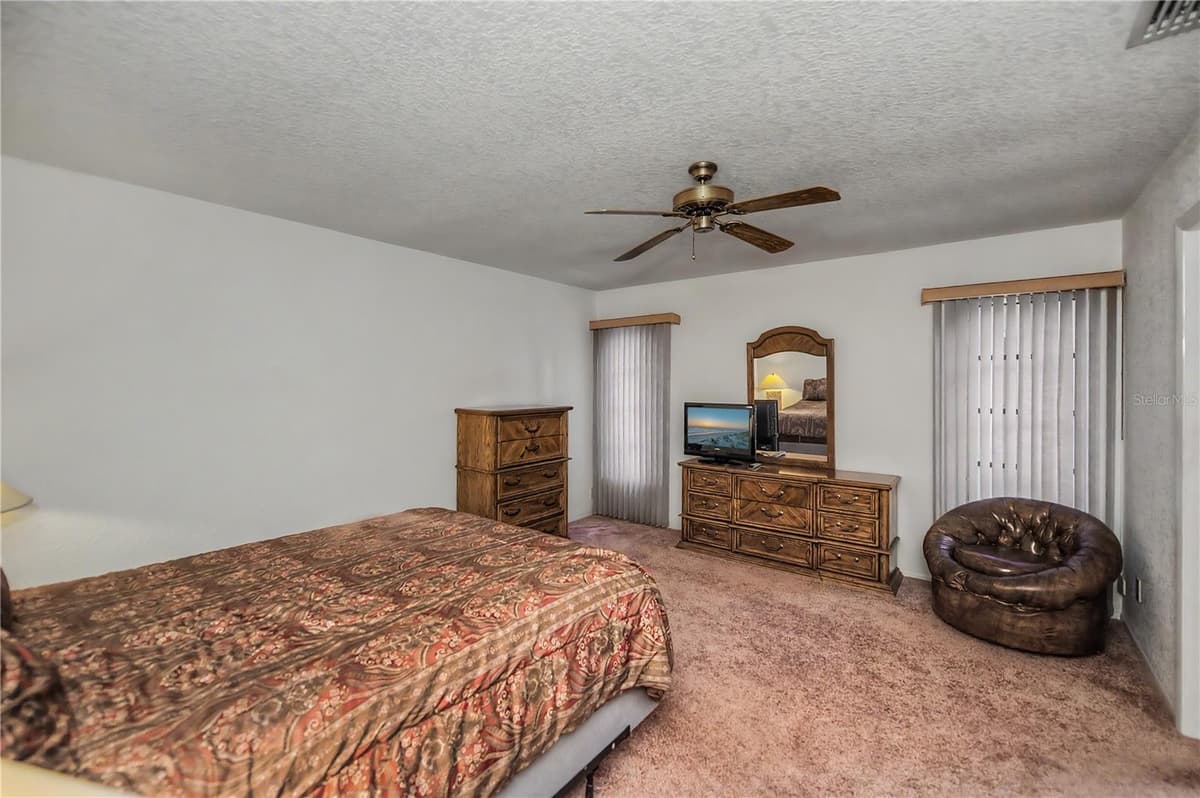 20255 LORENZO AVENUE — photo 30 of 55