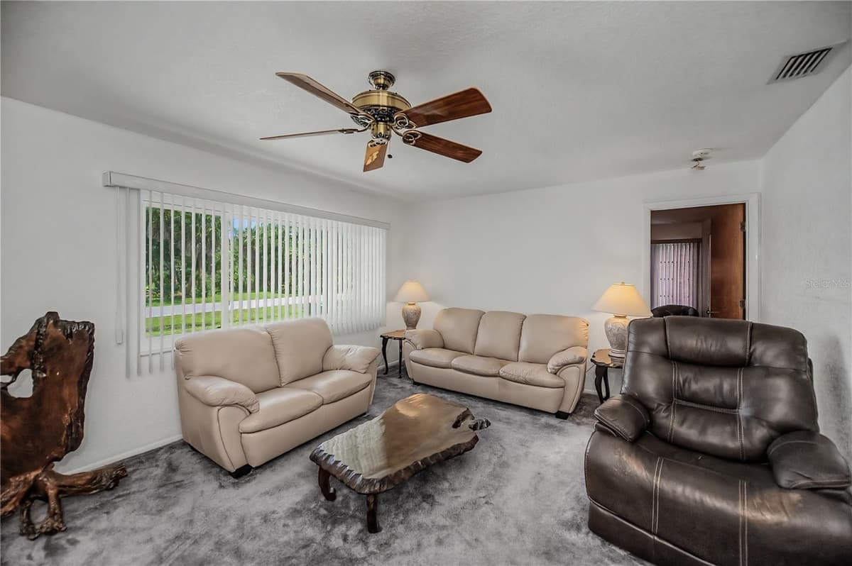 20255 LORENZO AVENUE — photo 16 of 55
