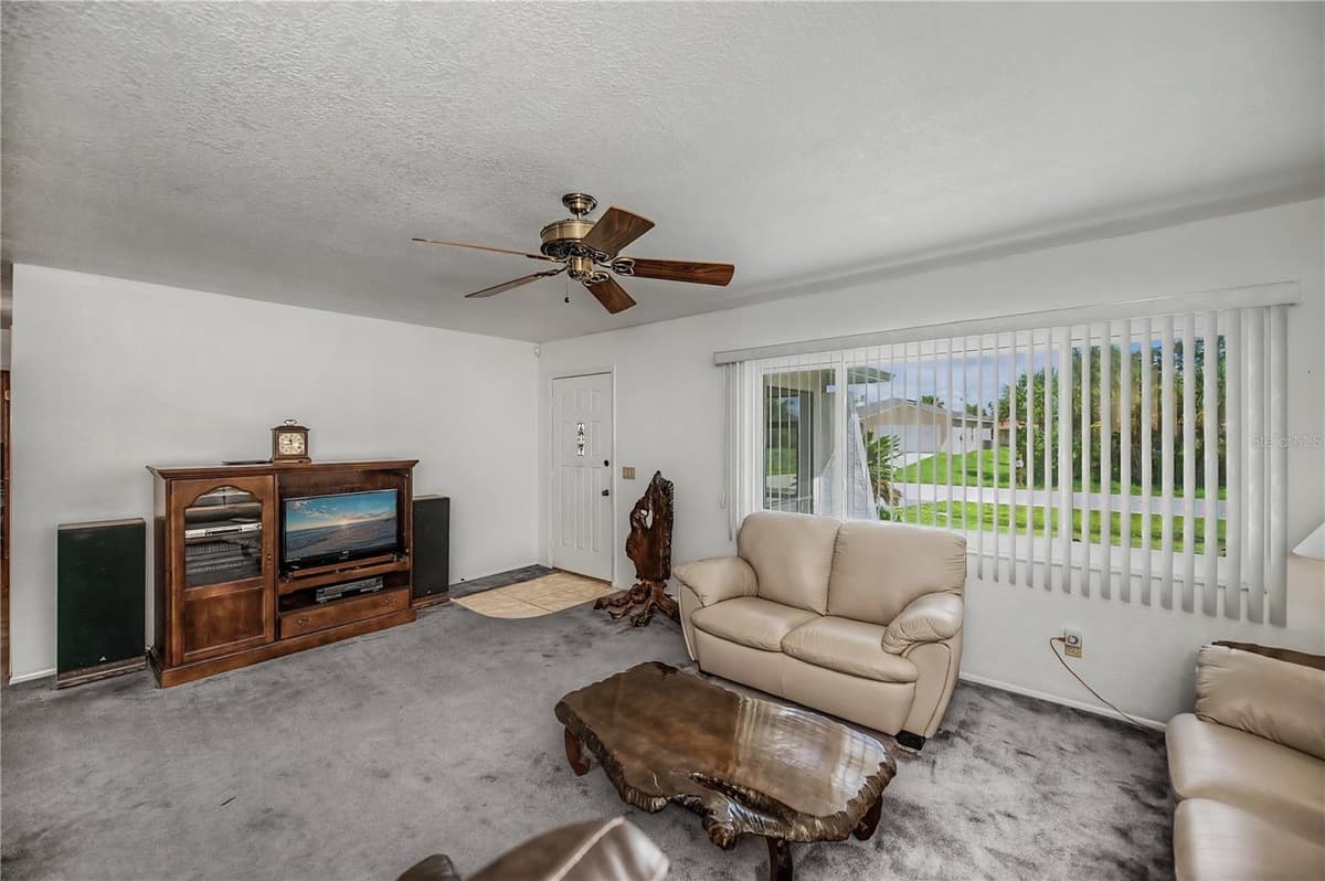 20255 LORENZO AVENUE — photo 18 of 55