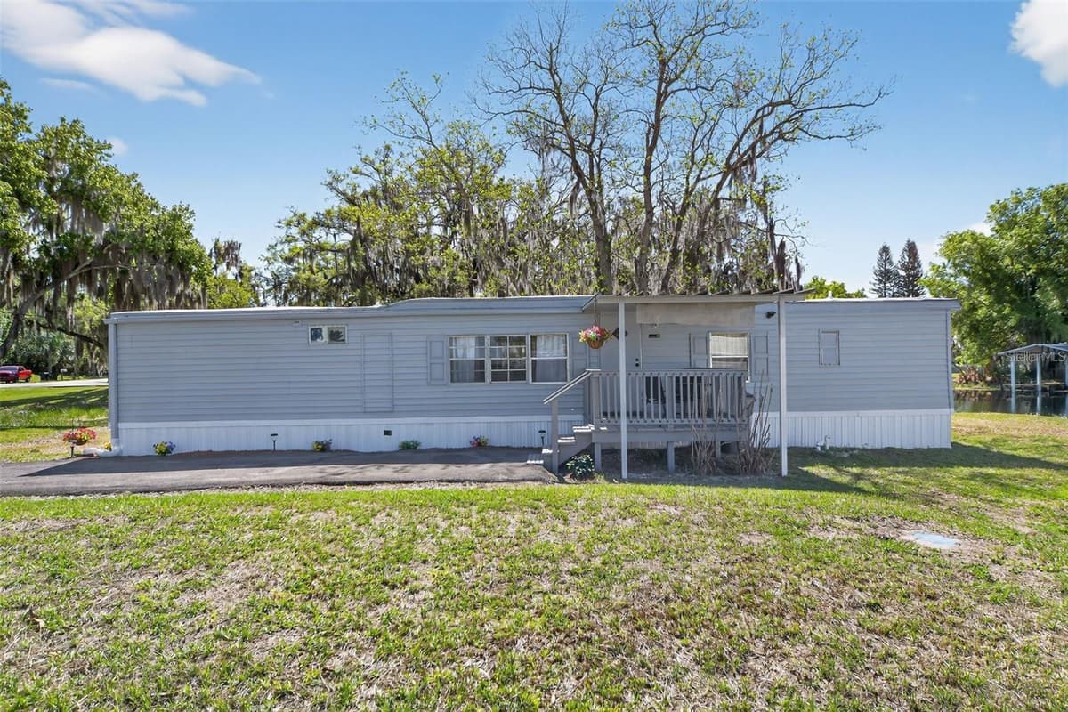 2944 PALM CIRCLE — photo 4 of 34