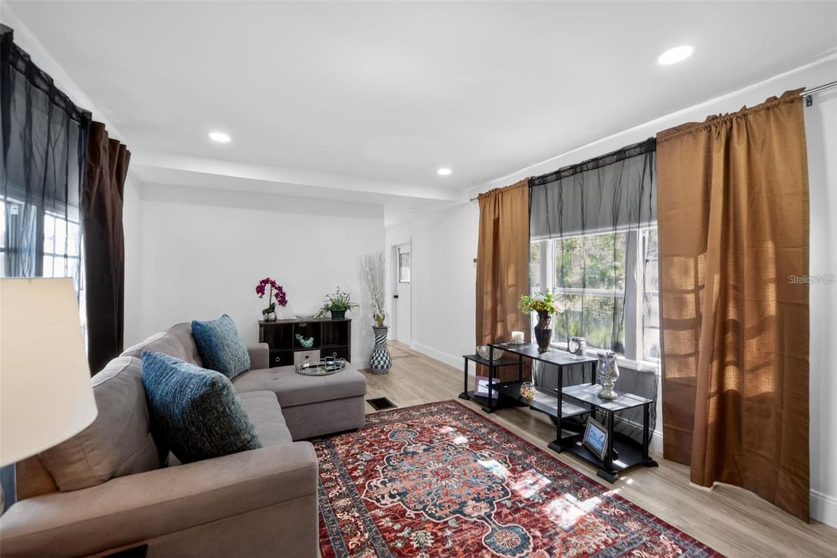 2944 PALM CIRCLE — photo 17 of 34