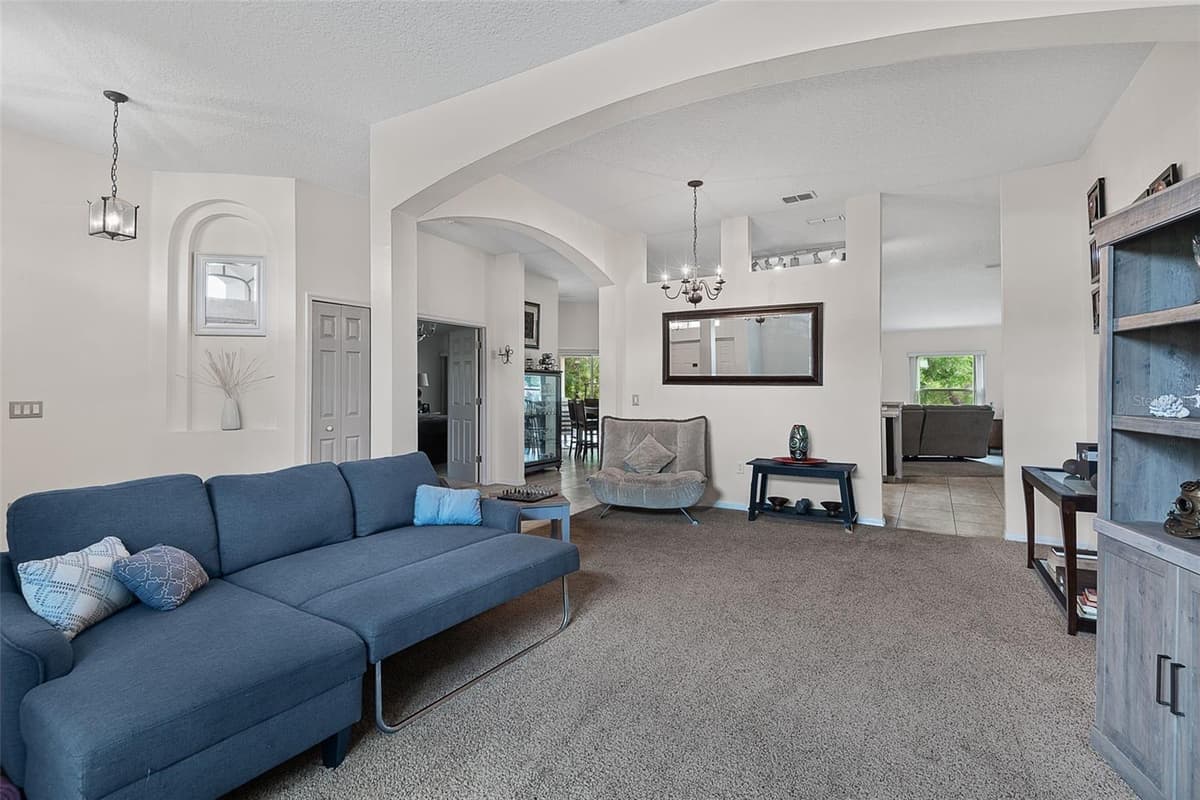 3 RUSSMAN LANE — photo 4 of 69