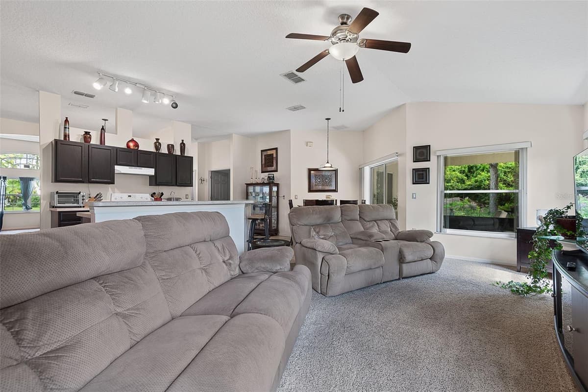 3 RUSSMAN LANE — photo 22 of 69