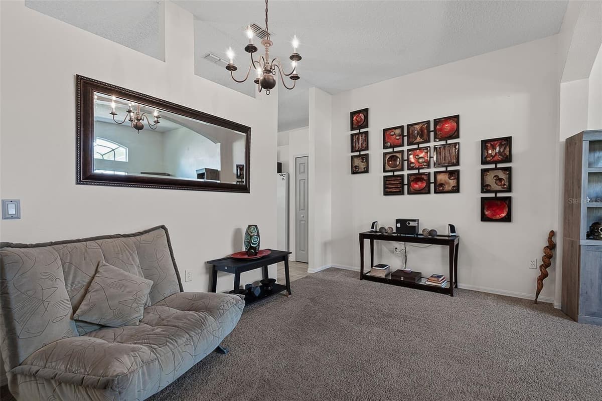 3 RUSSMAN LANE — photo 8 of 69