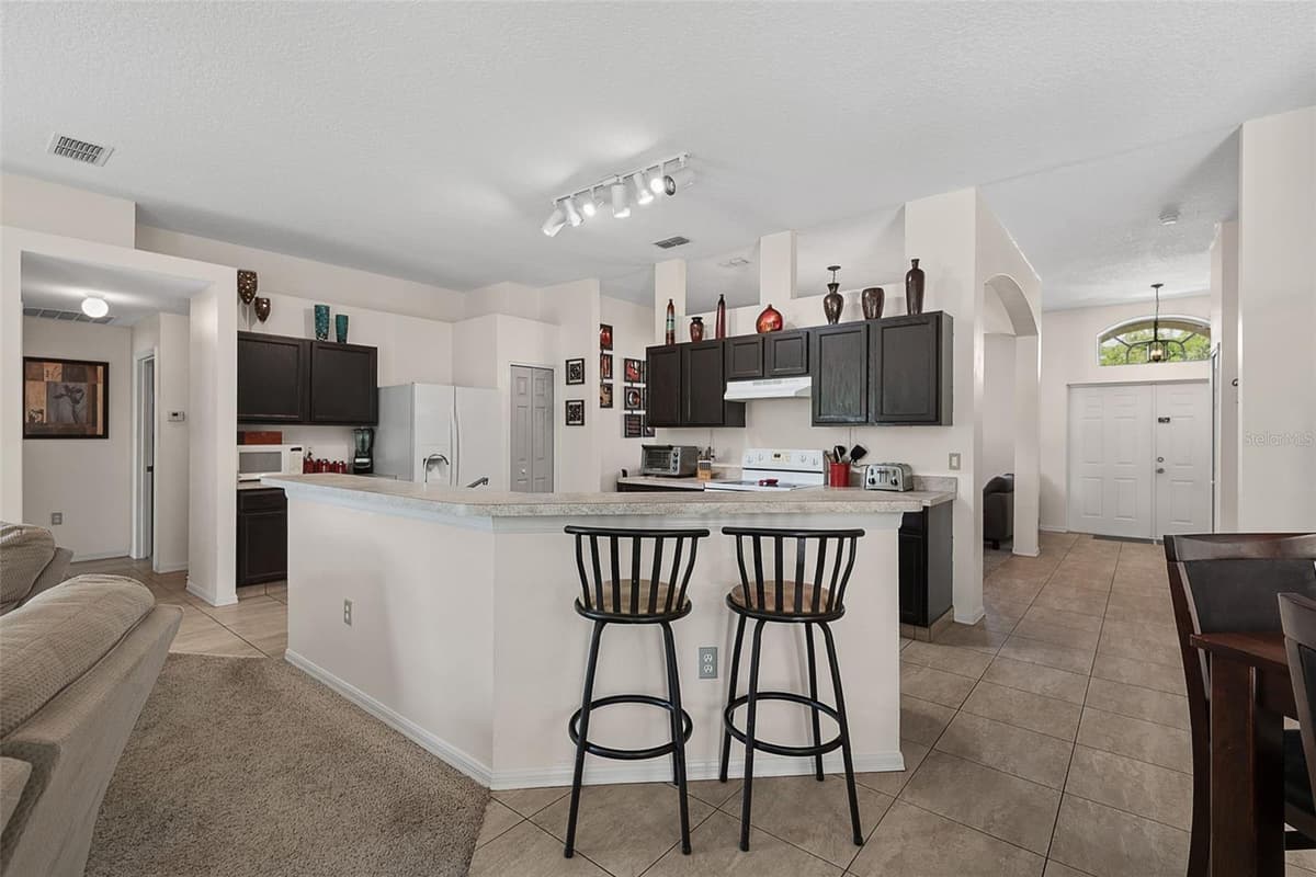 3 RUSSMAN LANE — photo 15 of 69