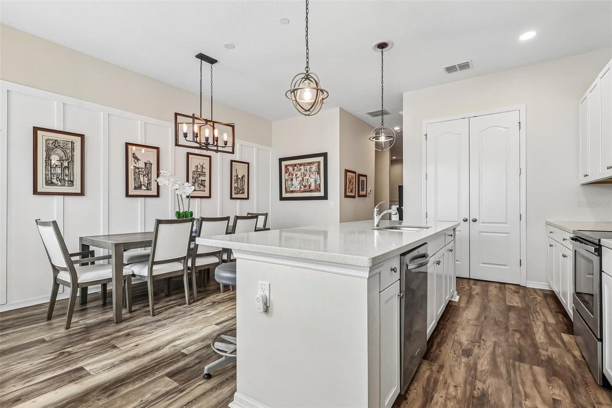 714 CATALONIA COVE — photo 16 of 42