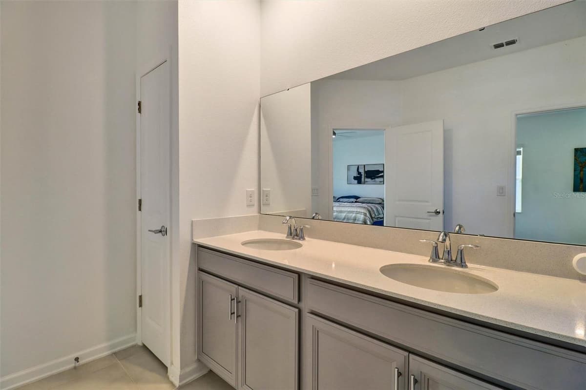 6352 SPRUCEPINE LANE — photo 21 of 29