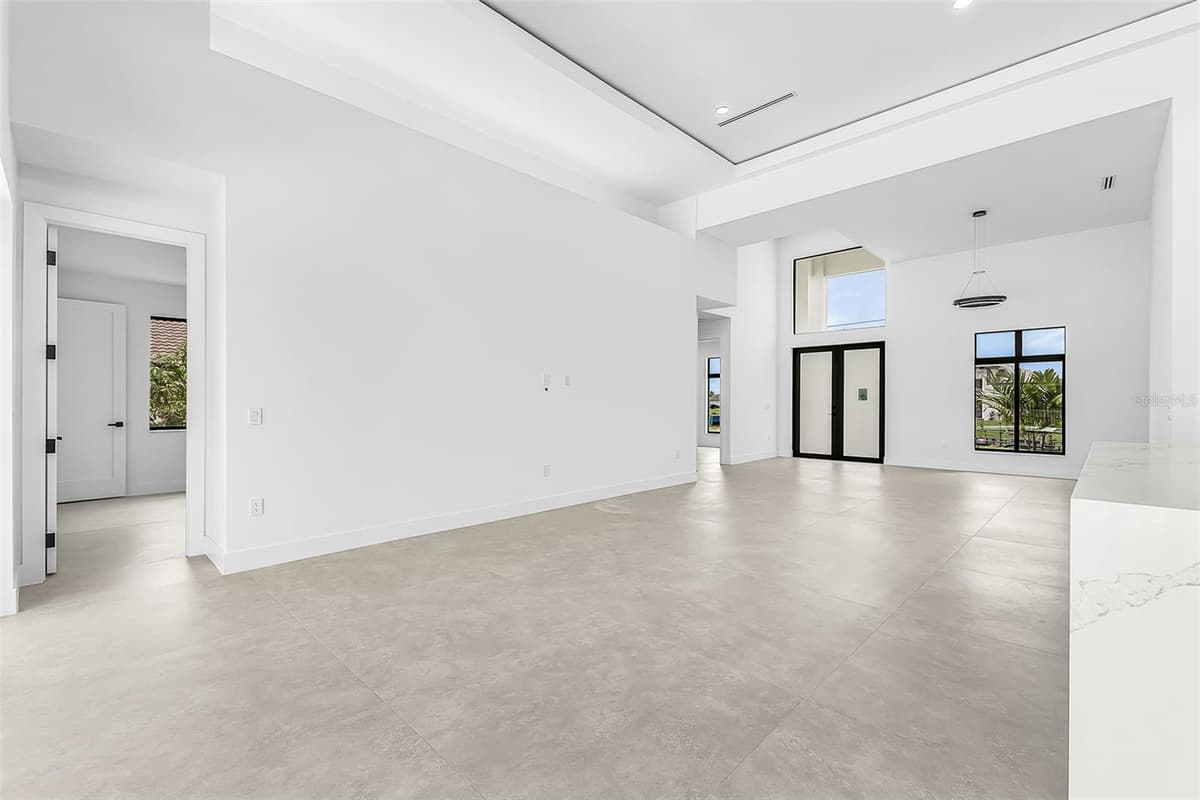 1503 38 AVENUE — photo 18 of 35