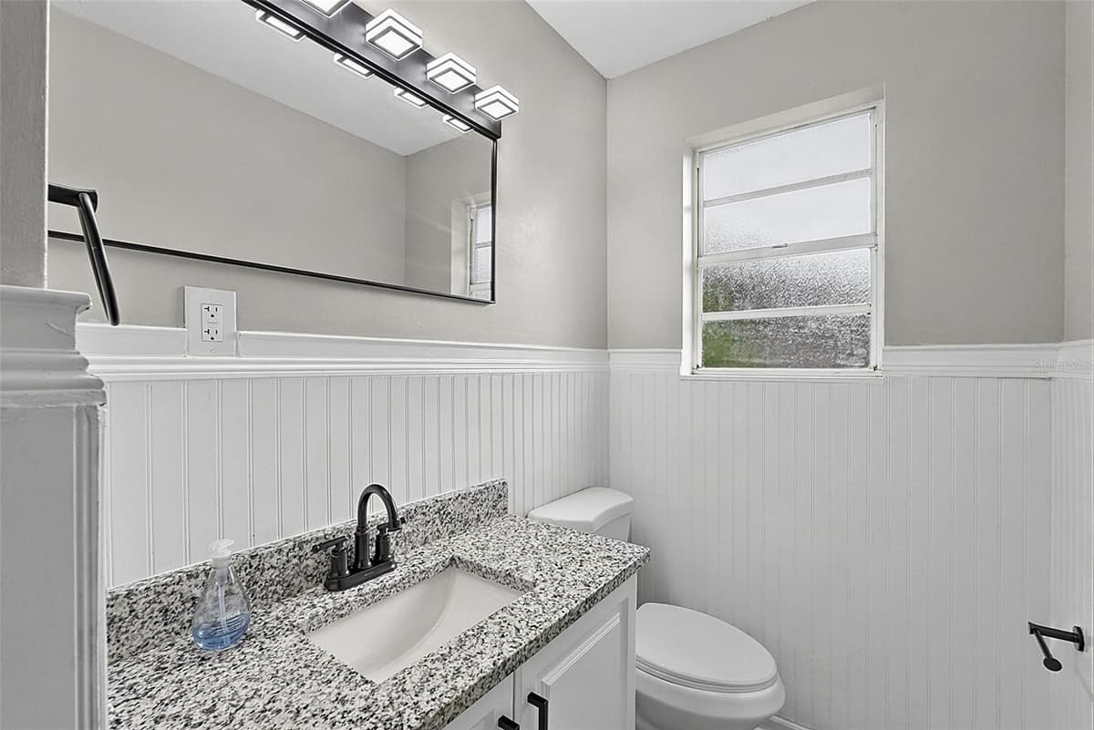 610 ROMA STREET — photo 30 of 46