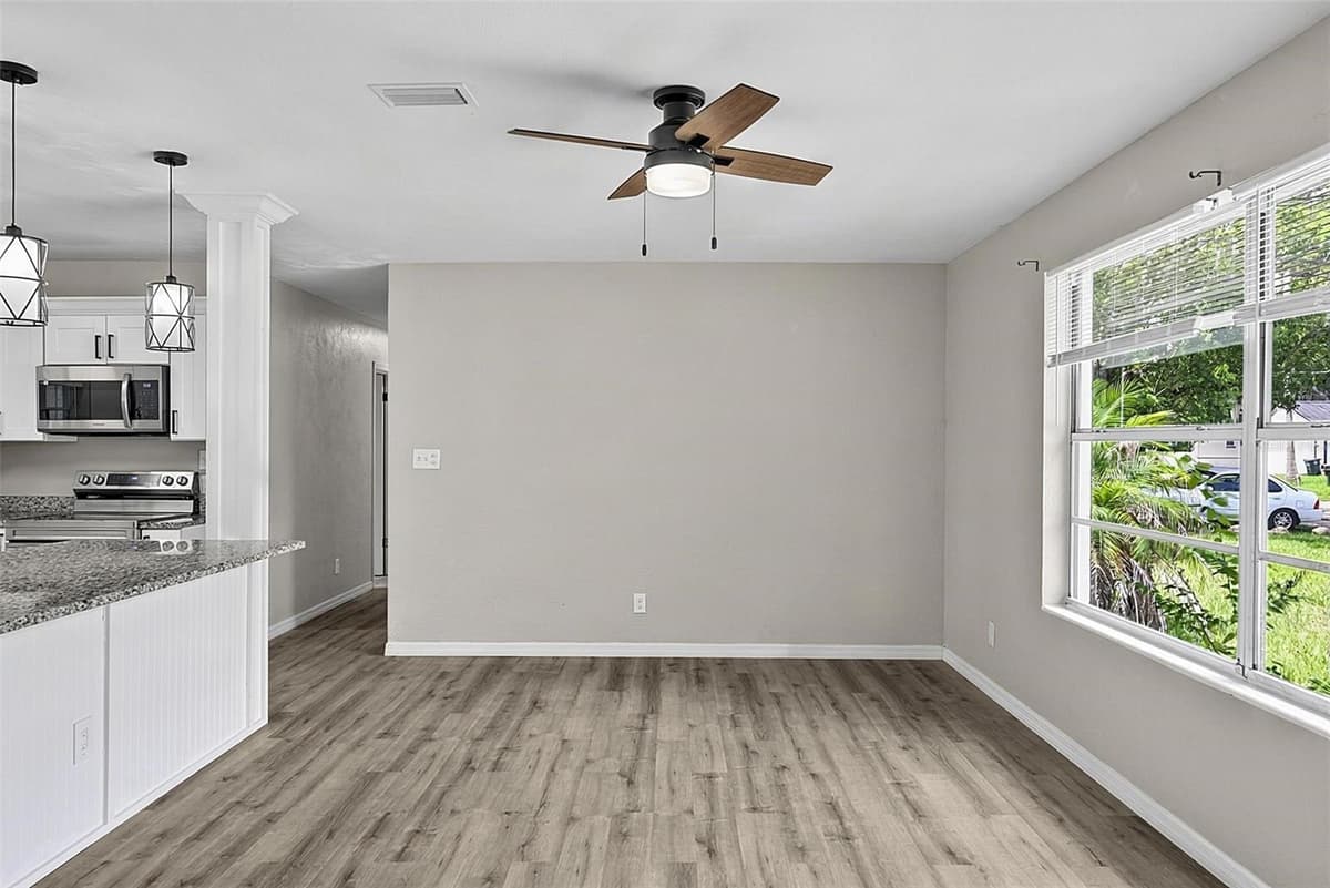 610 ROMA STREET — photo 12 of 46