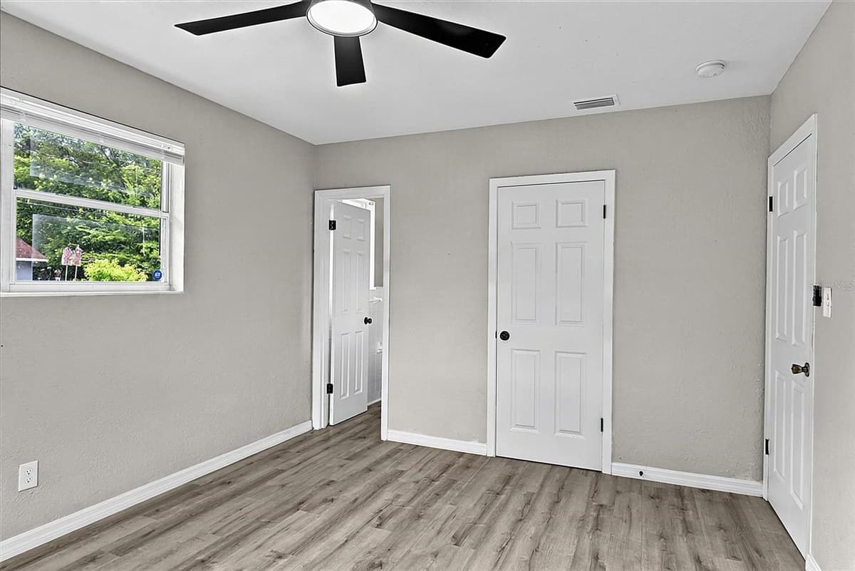 610 ROMA STREET — photo 19 of 46