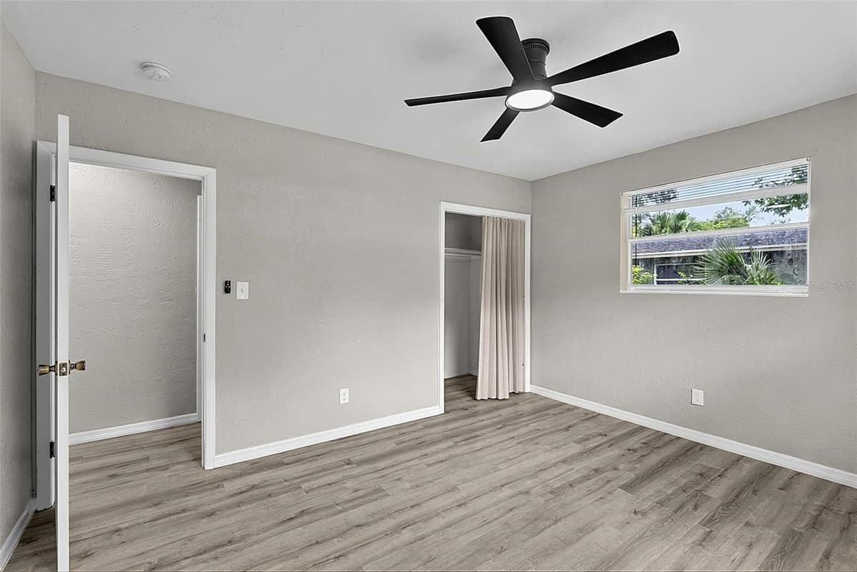610 ROMA STREET — photo 18 of 46