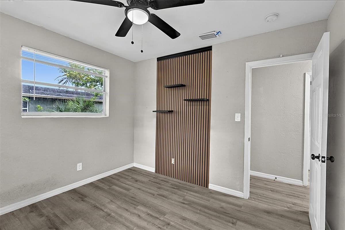 610 ROMA STREET — photo 26 of 46