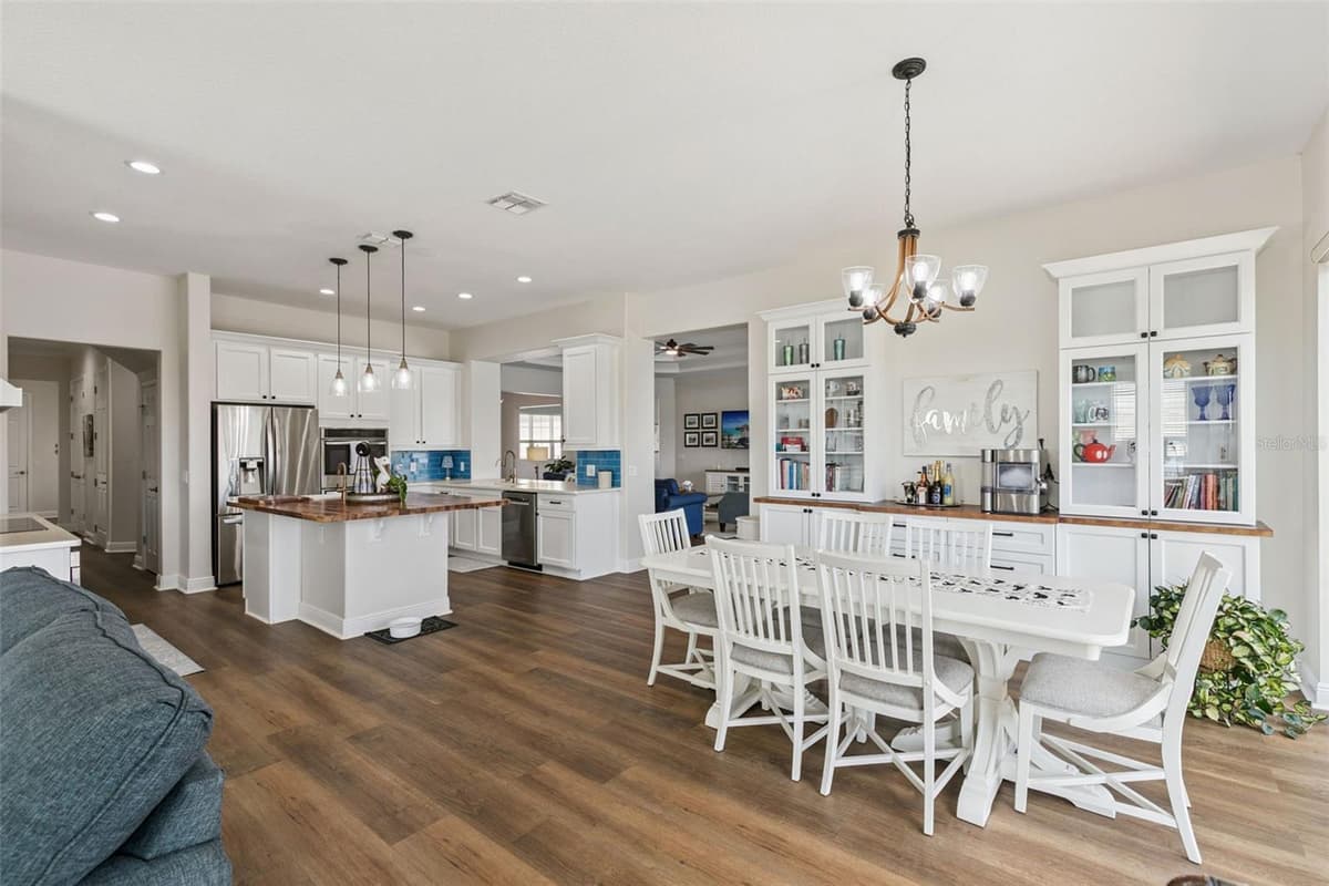 3713 DOCKSIDE DR — photo 13 of 71