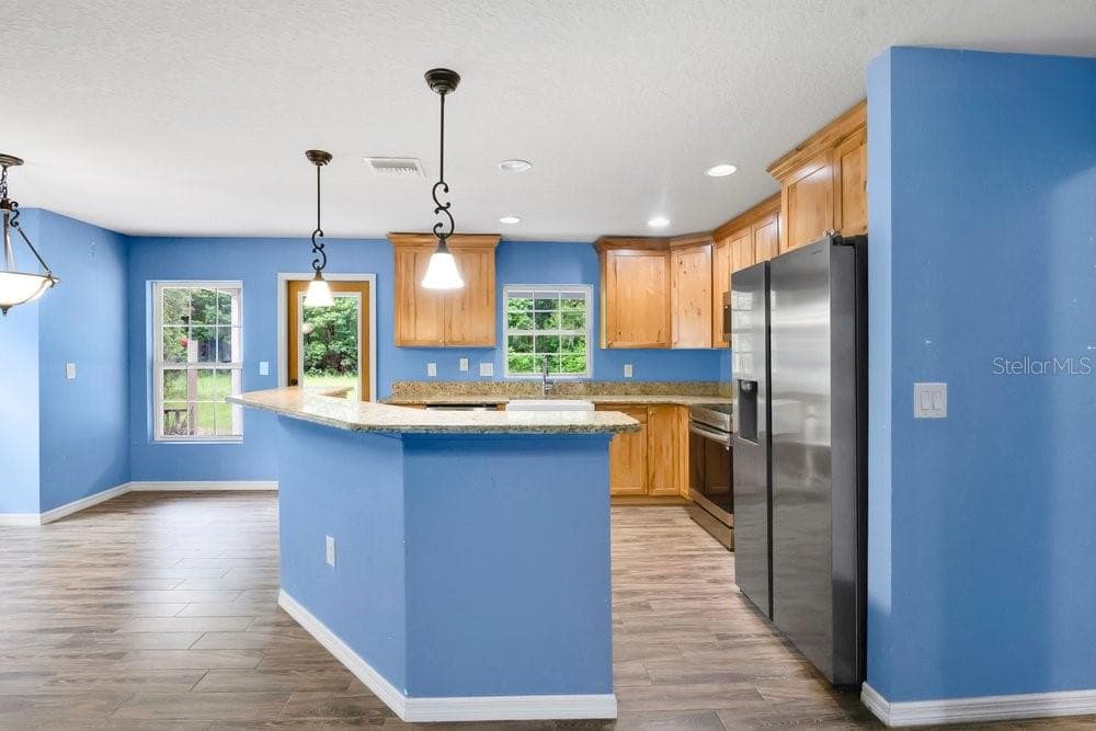 28900 SLEEPY BEAR LANE — photo 7 of 37