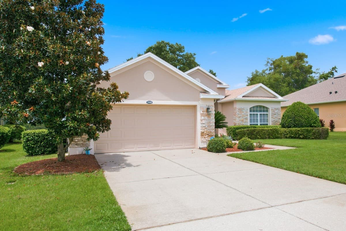 3900 LIBERTY HILL DRIVE — photo 3 of 60